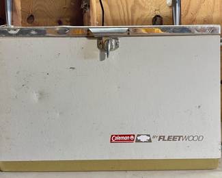 COLEMAN ICE CHEST