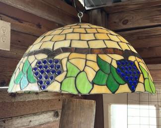 STAINED GLASS LIGHT FIXTURE