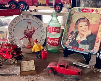 COCA COLA COLLECTIBLES