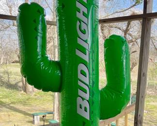 BUDWEISER BLOW UP ADVERTISING