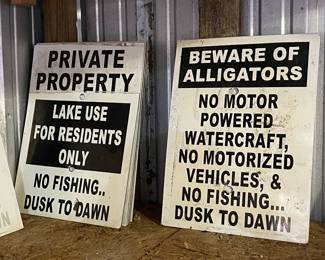 “PRIVATE PROPERTY & BEWARE OF ALLIGATOR” SIGN