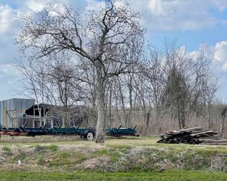 WOOD, COMMERCIAL PARK BENCHES
