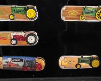 JOHN DEER & FARMALL KNIVES