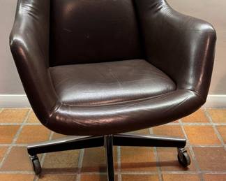 Max Pearson for Knoll Leather Swivel Desk Chair