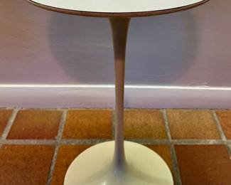 Knoll Tulip Table