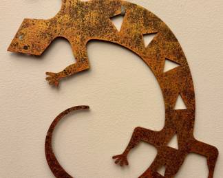 Rustic Metal Gecko