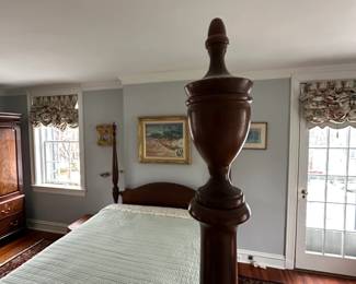 Closeup of finial - queen four poster bed