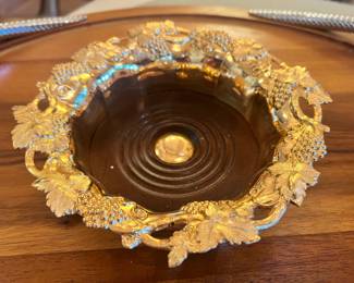 Fancy & Elegant Wine Bottle Coaster