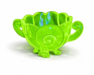 6 VintageVaselineUraniumGlassScallopedFootedBowl