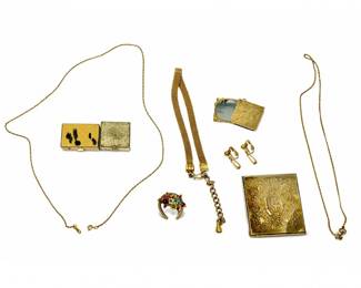 60 VintageGoldToneVanityAccessoriesJewelryAssortment