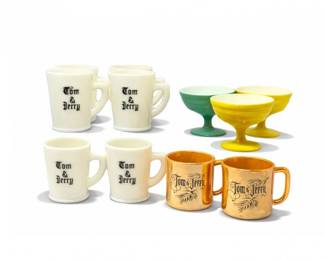 47 VintageTomJerryMilkGlassMugSetFireKingHazelAtlasFoot