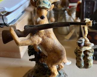 Deer figurine hunting the MAN