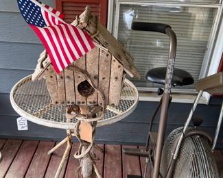 Mesh table, exercise bike