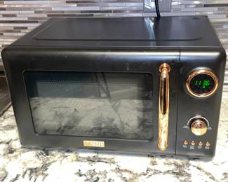 Haden Black & Copper Microwave