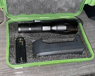 Peak Plus Multi-Purpose Tactical Led Flashlight