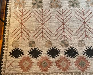 Momeni "Tahoe Collection" Loop Tufted Hand Made Area Rug From India (7' 6" x 9' 6")