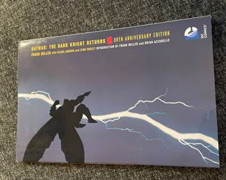 Comic Book & Graphic Novel Collection - Batman: The Dark Knight Returns 30th Anniversary Edition