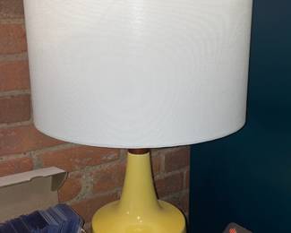 Mid-Century Modern Style Table Lamp