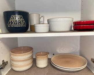 Baum Hearth Dinnerware