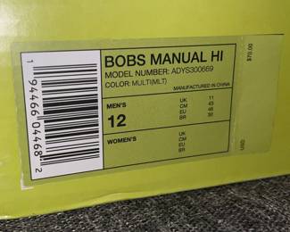 DC Bob's Burgers "Bobs Manual" (Size 12) W/ Box