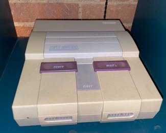 Vintage Super Nintendo Entertainment System