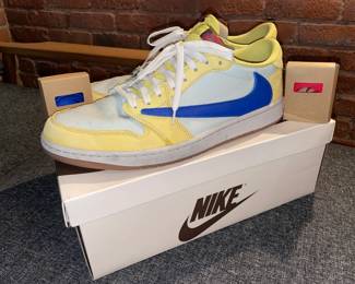 Nike Women's Air Jordan 1 Low OG SP DZ4137 700 Canary/Racer Blue-Light Silver (Size 13.5) W/ Box