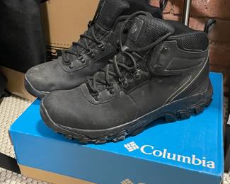 Columbia Boots W/ Box