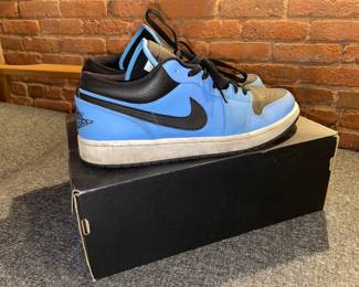 Nike Air Jordan 1 Low 553558 403 University Blue/Black-White (Size 12) W/ Box