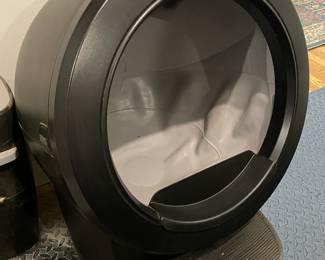 VERY CLEAN Whisker Litter Robot 4 Automatic Self Cleaning Litter Box