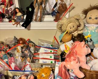 Vintage Cabbage patch dolls, American Girl, Care Bear and My little pony, Snoopy