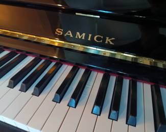 Samick console piano, sounds great!
