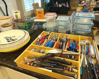 Flatware and glass storage containers