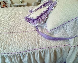 Beautiful cotton eyelet bedding handmade by owner!