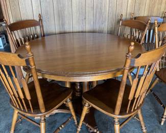 PRE-SALE ITEM #29 - Tell City 46.5" Round Laminate Table w/6 "Cat Tail" Chairs & Two 11" Leaves $260