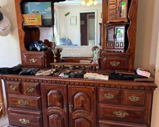PRE-SALE ITEM #21 - Dresser & Mirror $60