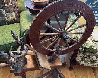 1800’s Spinning Wheel