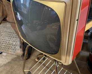 Kitchy 1950’s Television