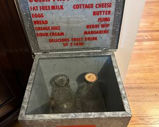 1940’s Milkman’s Box