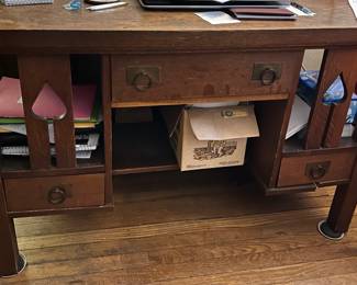 Arts & Crafts Mission Quarter Sawn Oak desk