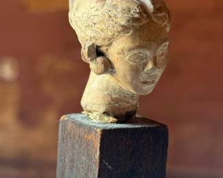 Roman terra-cotta antiquity