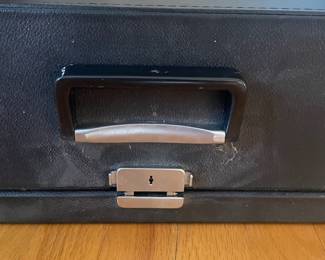 H41 - $180. Olympia 1970s SM9 Deluxe Typewriter. Wide Carriage with Case. Works. 