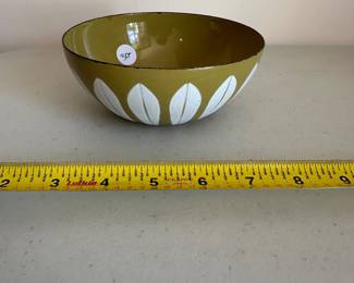 H90 - $30. Catherine Holm Lotus Bowl. Has chipping around the top edge but still good condition! 5.5" across. 