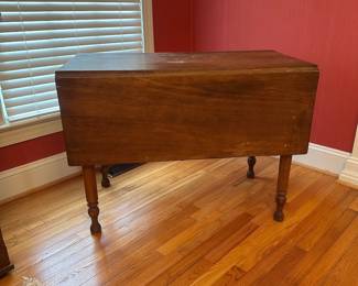 H60 - $95. Antique Drop Leaf Table. Leaves down it measures 39" x 21" x 28.5" tall. 46" with leaves out.  Sturdy - great accent piece. Does have some surface wear - works great as entry/sofa/accent table!$95. Antique Drop Leaf Table. Leaves down it measures 39" x 21" x 28.5" tall. 46" with leaves out.  Sturdy - great accent piece. Does have some surface wear - works great as entry/sofa/accent table!