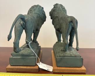 H55 - $85 PAIR of Bronze Lion Sculptures from the Chicago Art Institute. 