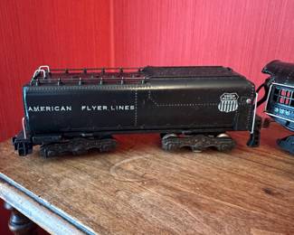 H62 - $200. American Flyer 336 Union Pacific Locomotive & Tender. S Gauge. Untested. 