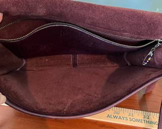 H46 - $85. Vintage 1980s/90s Coach Mahogany Leather Pocket Purse. Measures 11" wide x 2.5" deep x 8" tall. 