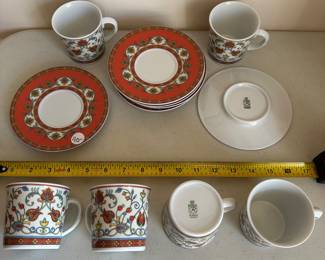 H89 - $40. 6 Cups & Saucers. Retsch Arzberg Germany. Colors are bright - excellent condition. 
