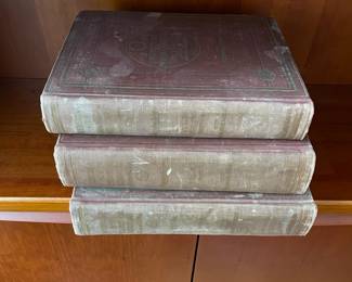 H73 - $20. Websters International Dictionary 2nd Edition. Copyright 1950. Volumes 1-3