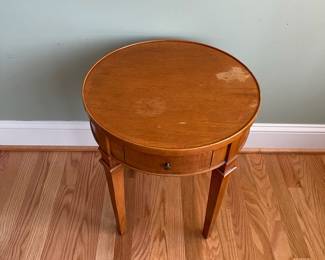 H33 - $30. Solid Wood Side Table. Single Drawer. Measures 18" round x 20" tall. Has water damage on the top. Great project piece!