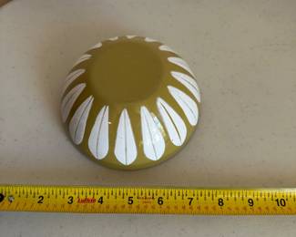 H90 - $30. Catherine Holm Lotus Bowl. Has chipping around the top edge but still good condition! 5.5" across. 